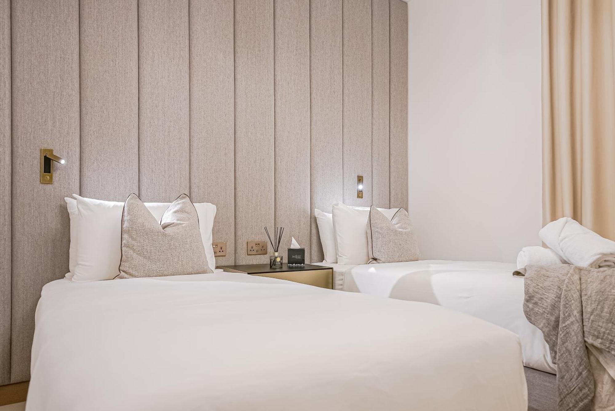 Modern 2Br High Floor Haven In Vida Dubai Marina Apartment Luaran gambar