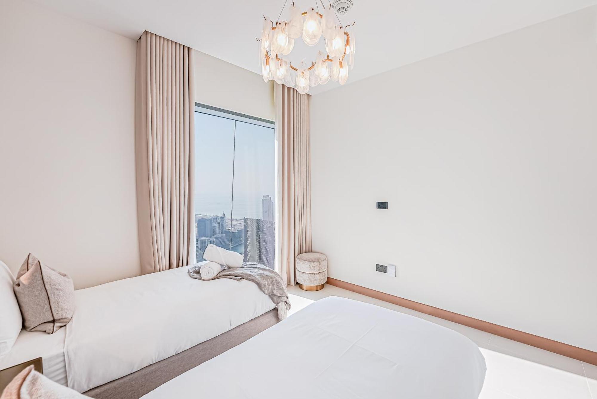 Modern 2Br High Floor Haven In Vida Dubai Marina Apartment Luaran gambar